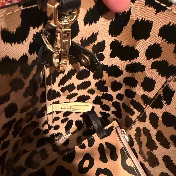 Kate Spade Black Tote with Leopard Print Pouch - Picture 10 of 12